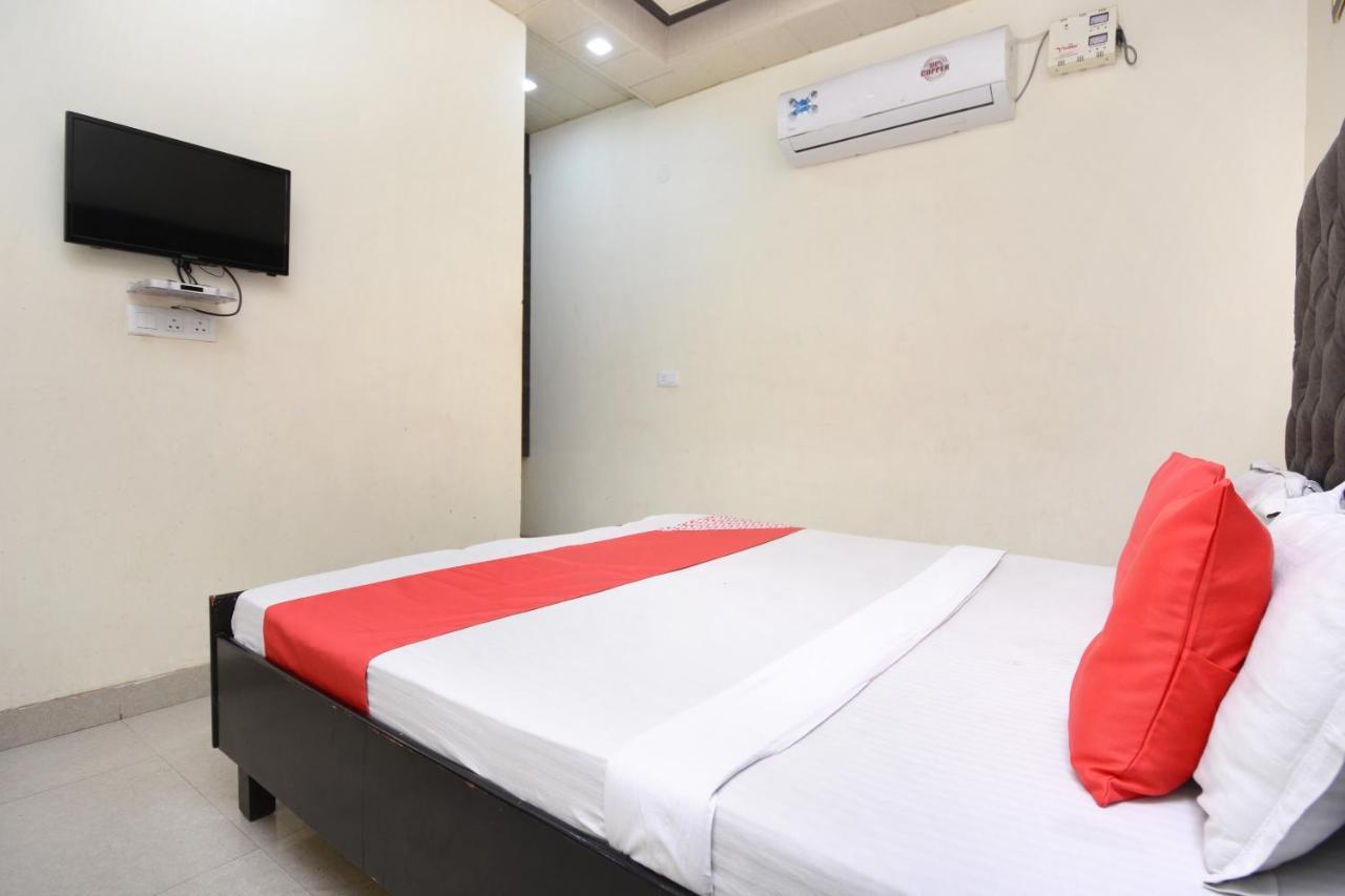 Oyo 29409 Hotel Best Sleep Inn Джаландхар Экстерьер фото